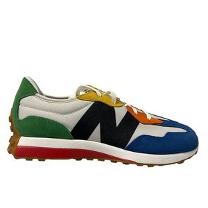 New Balance 327 in Multicolor
